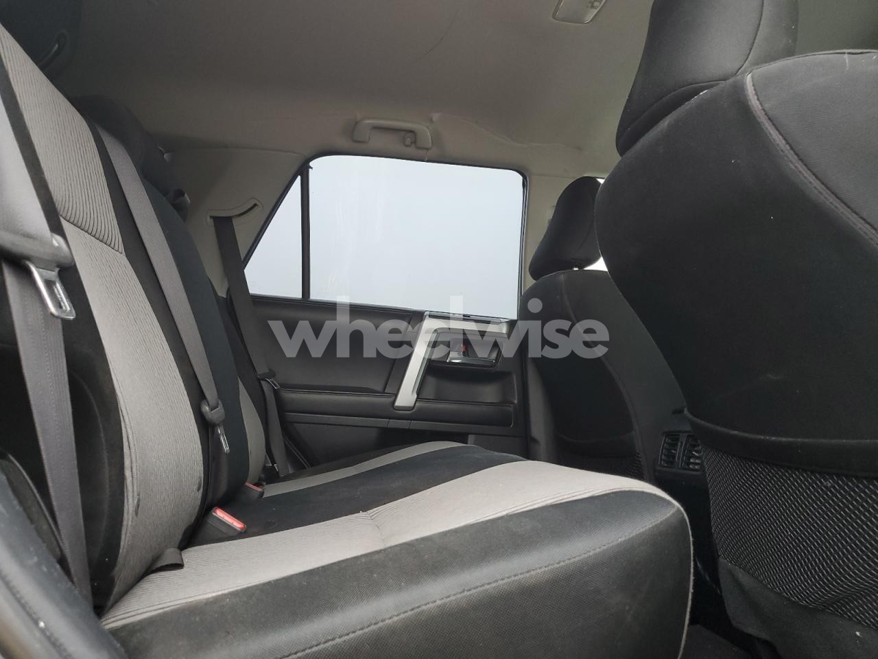 Photo 11 of 2017 TOYOTA 4RUNNER SR5/SR5 PREMIUM (VIN JTEBU5JR6H5451628)