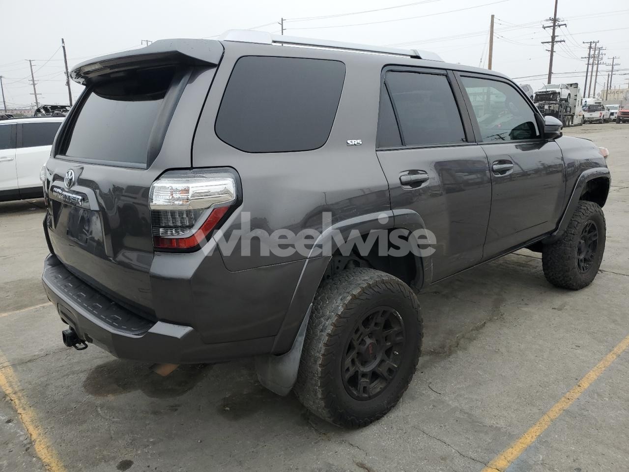 Photo 3 of 2017 TOYOTA 4RUNNER SR5/SR5 PREMIUM (VIN JTEBU5JR6H5451628)