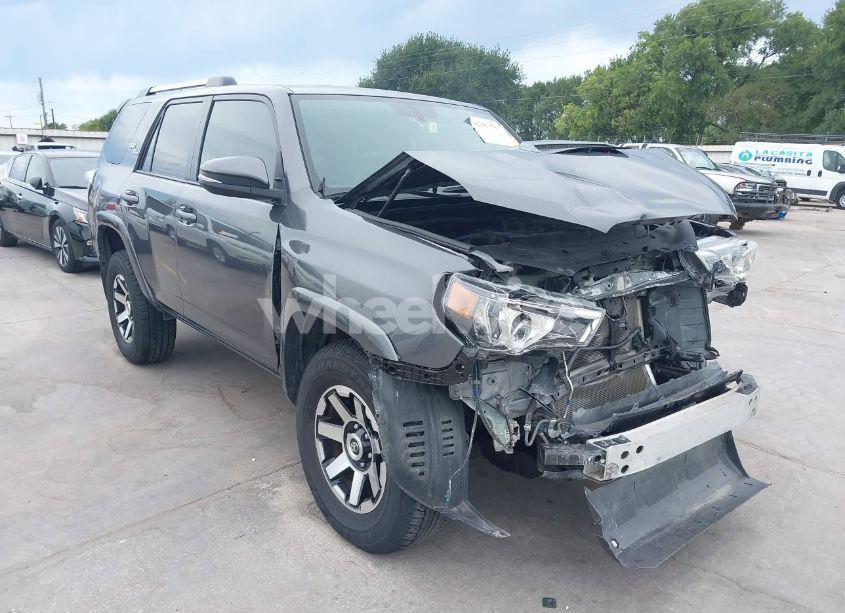 2017 Toyota 4runner TRD OFF ROAD PREMIUM (VIN JTEBU5JR6H5480109) main photo