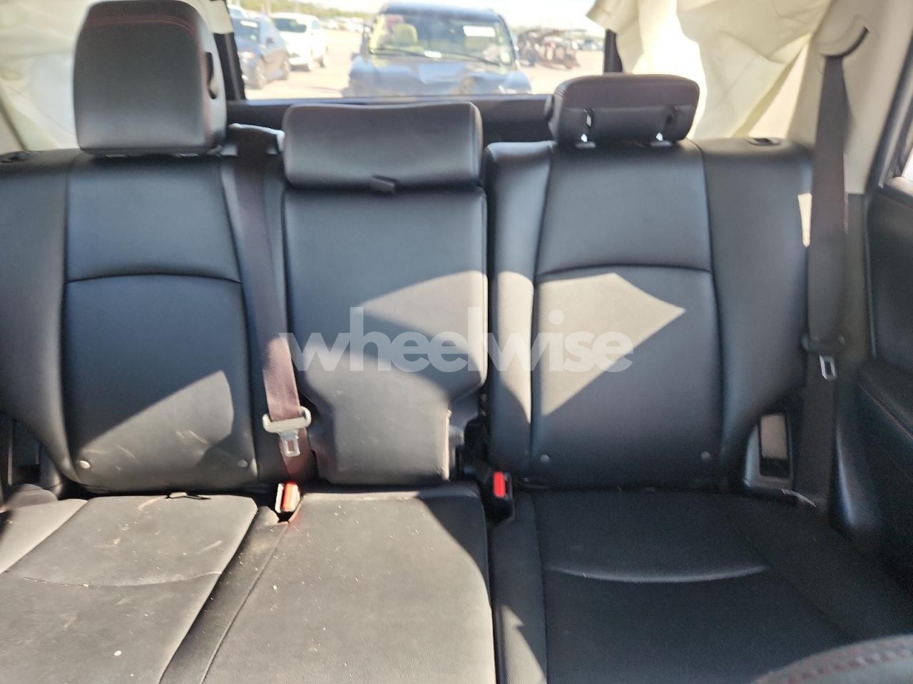 Photo 10 of 2019 TOYOTA 4RUNNER SR5/SR5 PREMIUM (VIN JTEBU5JR6K5661718)