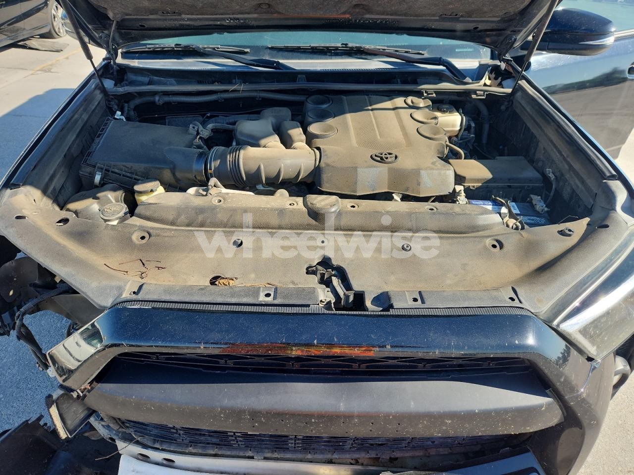 Photo 12 of 2019 TOYOTA 4RUNNER SR5/SR5 PREMIUM (VIN JTEBU5JR6K5661718)