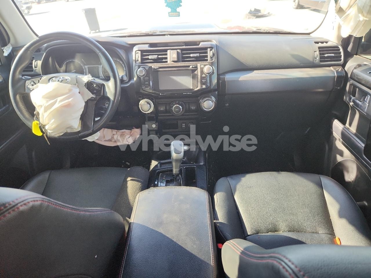 Photo 8 of 2019 TOYOTA 4RUNNER SR5/SR5 PREMIUM (VIN JTEBU5JR6K5661718)