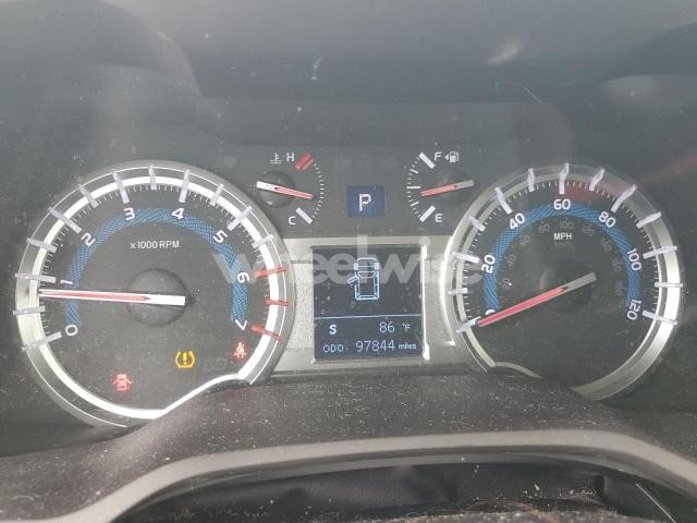 Photo 4 of 2019 TOYOTA 4RUNNER SR5/SR5 PREMIUM (VIN JTEBU5JR6K5689017)