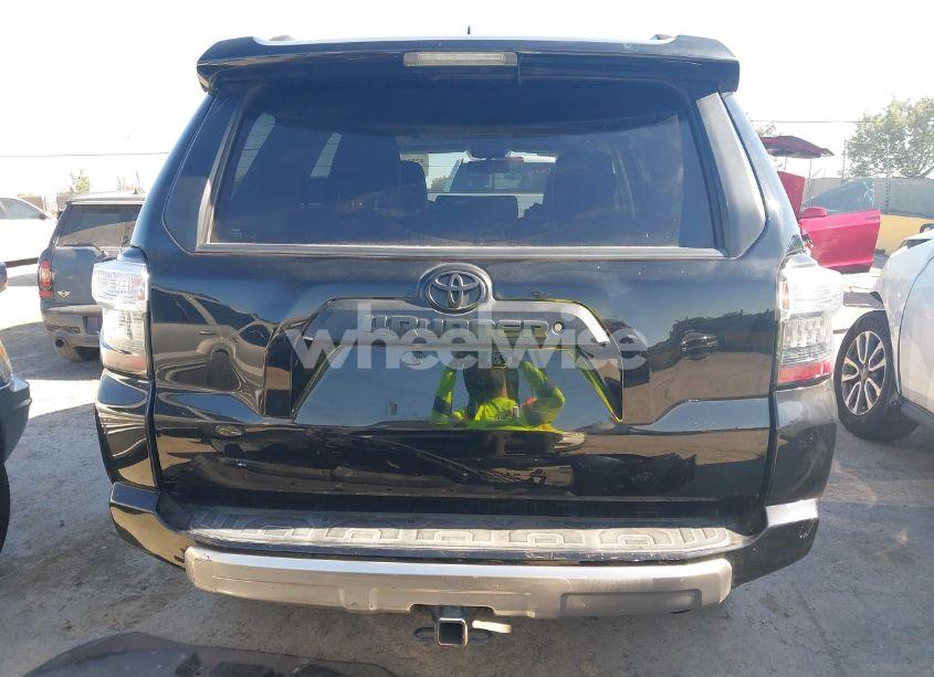 Photo 17 of 2019 Toyota 4runner LIMITED/LIMITED NIGHTSHADE/SR5/SR5 PREMIUM/TRD OFF ROAD/TRD OFF ROAD PREMIUM/TRD PRO (VIN JTEBU5JR6K5704454)