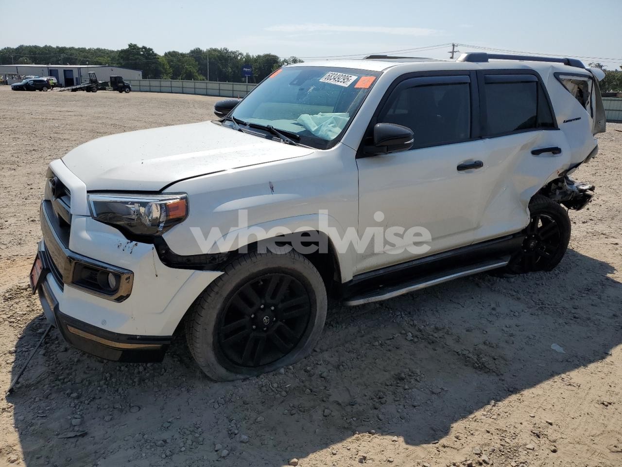 2020 TOYOTA 4RUNNER SR5/SR5 PREMIUM (VIN JTEBU5JR6L5772416) main photo
