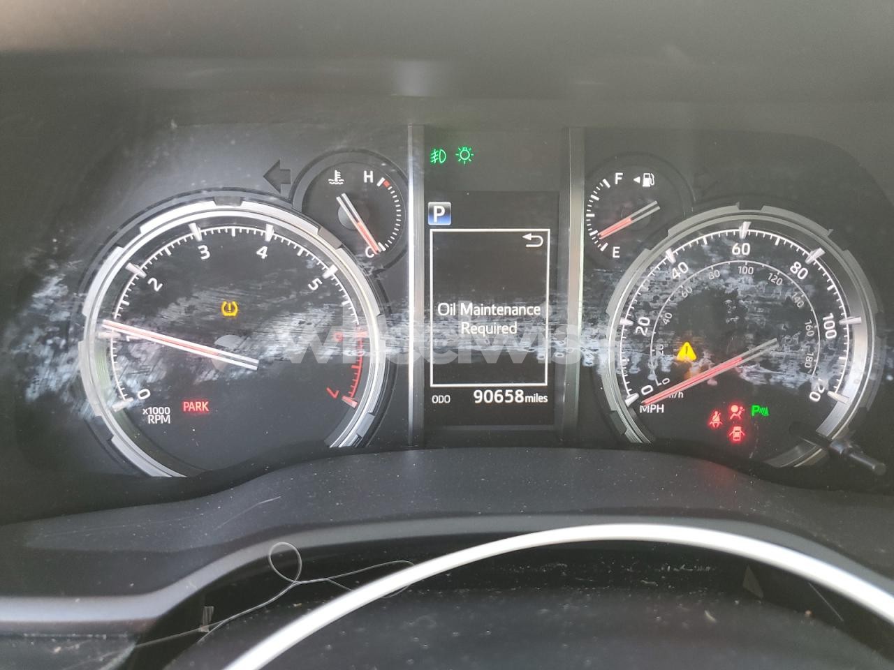 Photo 9 of 2020 TOYOTA 4RUNNER SR5/SR5 PREMIUM (VIN JTEBU5JR6L5772416)