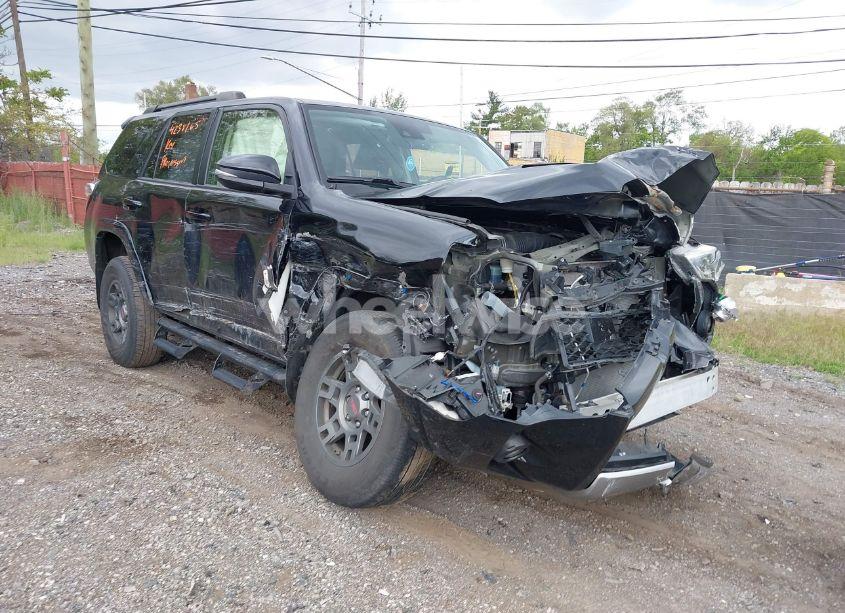 2020 Toyota 4runner SR5/SR5 PREMIUM/VENTURE/LIMITED/NIGHT SHADE/TRD OFF ROAD/TRD OFF ROAD PREMIUM/TRD PRO (VIN JTEBU5JR6L5780130) main photo