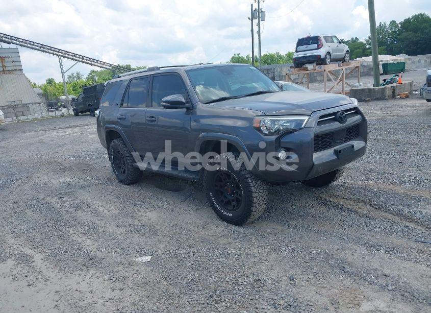 2020 Toyota 4runner SR5 PREMIUM (VIN JTEBU5JR6L5784226) main photo