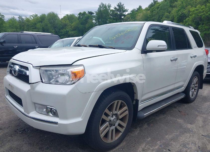 Photo 2 of 2011 Toyota 4runner LIMITED V6/SR5 V6/TRAIL V6 (VIN JTEBU5JR7B5055831)