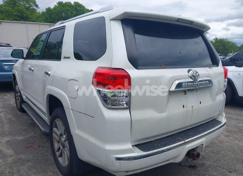 Photo 3 of 2011 Toyota 4runner LIMITED V6/SR5 V6/TRAIL V6 (VIN JTEBU5JR7B5055831)