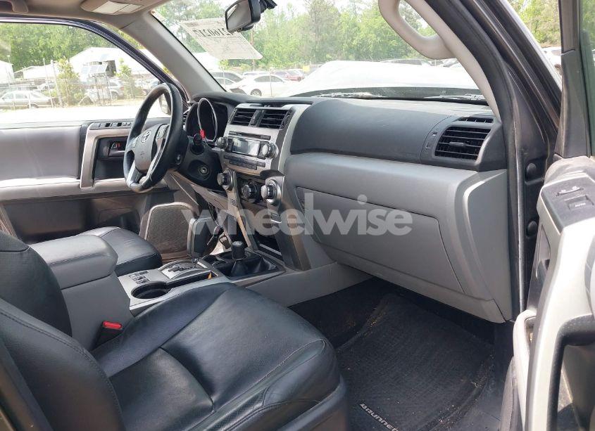 Photo 5 of 2011 Toyota 4runner SR5 V6 (VIN JTEBU5JR7B5072287)