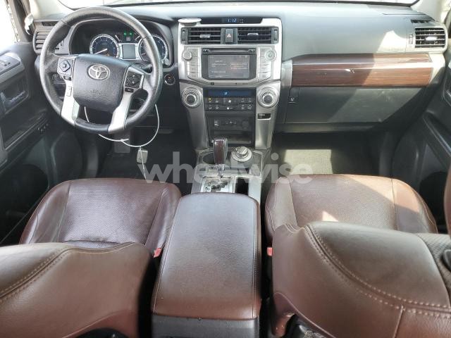 2014 TOYOTA 4RUNNER SR5 N/A (VIN JTEBU5JR7E5153245) main photo