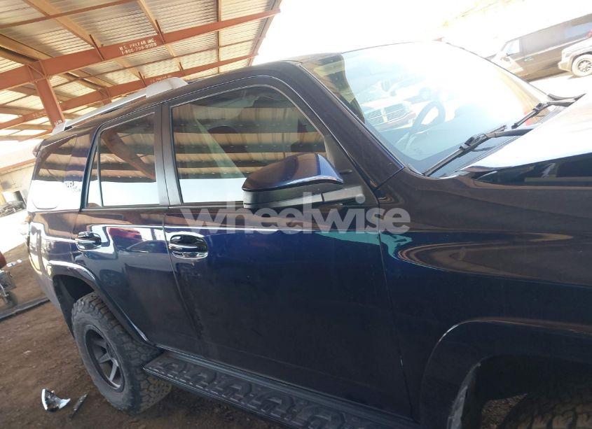 Photo 13 of 2016 Toyota 4runner SR5 (VIN JTEBU5JR7G5294061)