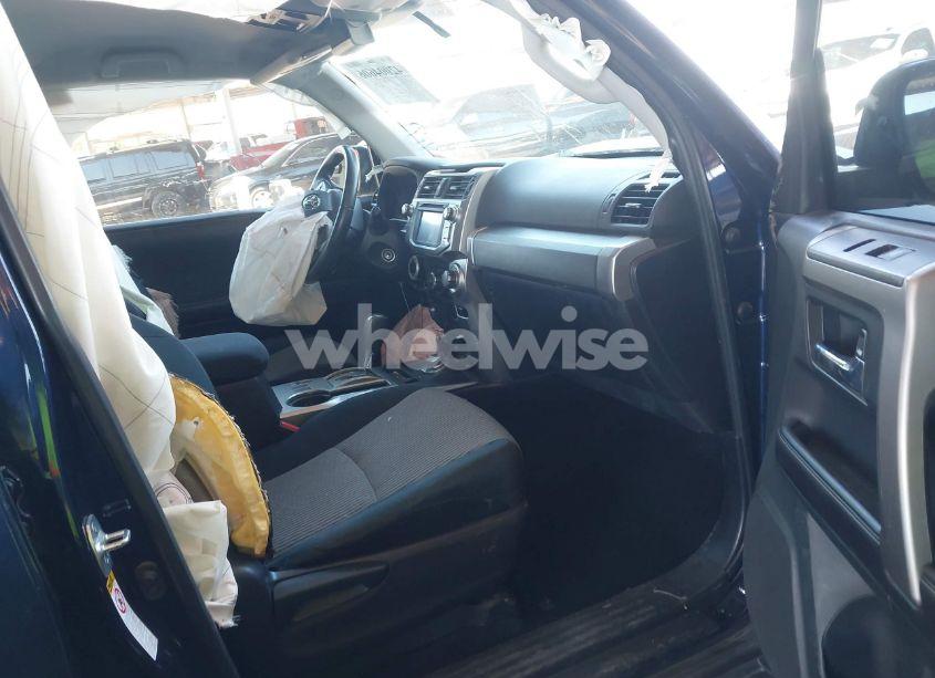 Photo 5 of 2016 Toyota 4runner SR5 (VIN JTEBU5JR7G5294061)