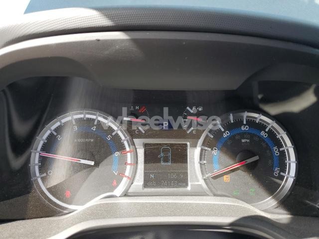 Photo 11 of 2018 TOYOTA 4RUNNER SR5/SR5 PREMIUM (VIN JTEBU5JR7J5565255)