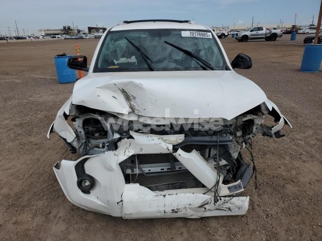 2018 TOYOTA 4RUNNER SR5/SR5 PREMIUM (VIN JTEBU5JR7J5599762) main photo
