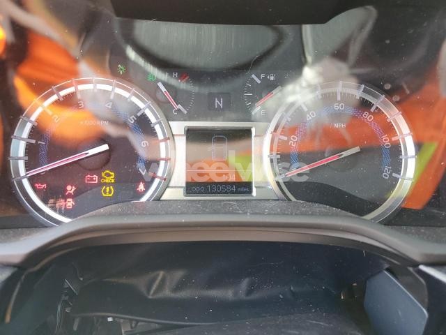 Photo 13 of 2018 TOYOTA 4RUNNER SR5/SR5 PREMIUM (VIN JTEBU5JR7J5599762)