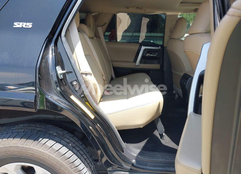 Photo 8 of 2016 Toyota 4runner LIMITED/SR5/SR5 PREMIUM/TRAIL/TRAIL PREMIUM/TRD PRO (VIN JTEBU5JR8G5311336)