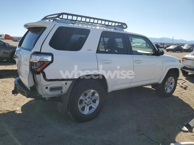 Photo 2 of 2016 TOYOTA 4RUNNER SR5/SR5 PREMIUM (VIN JTEBU5JR8G5330033)