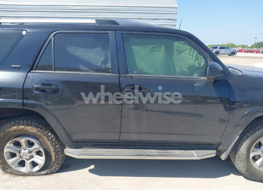 Photo 13 of 2019 Toyota 4runner SR5 (VIN JTEBU5JR8K5648338)