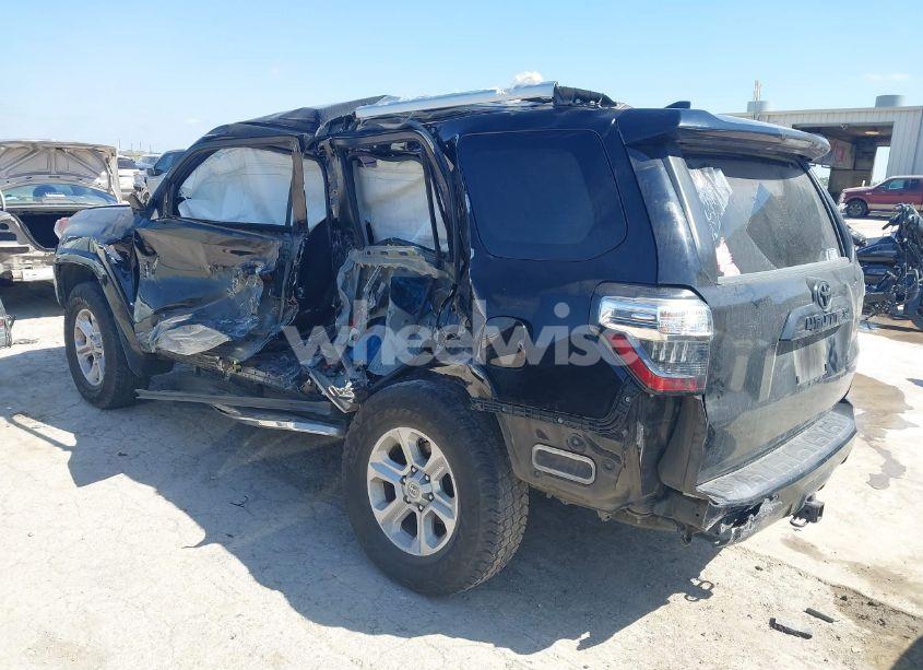 Photo 3 of 2019 Toyota 4runner SR5 (VIN JTEBU5JR8K5648338)