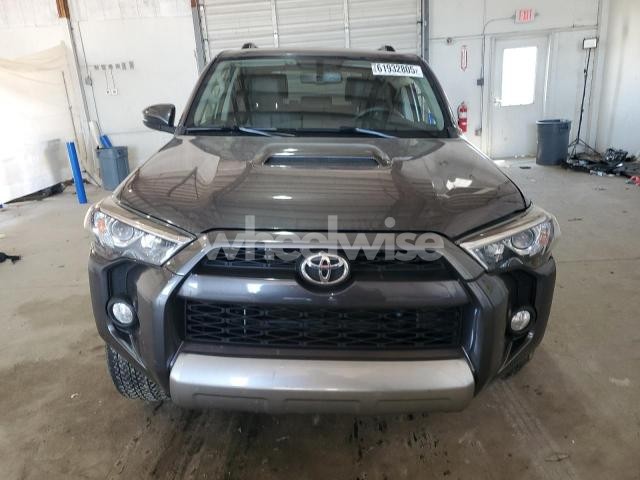 Photo 11 of 2019 TOYOTA 4RUNNER SR5/SR5 PREMIUM (VIN JTEBU5JR8K5726505)