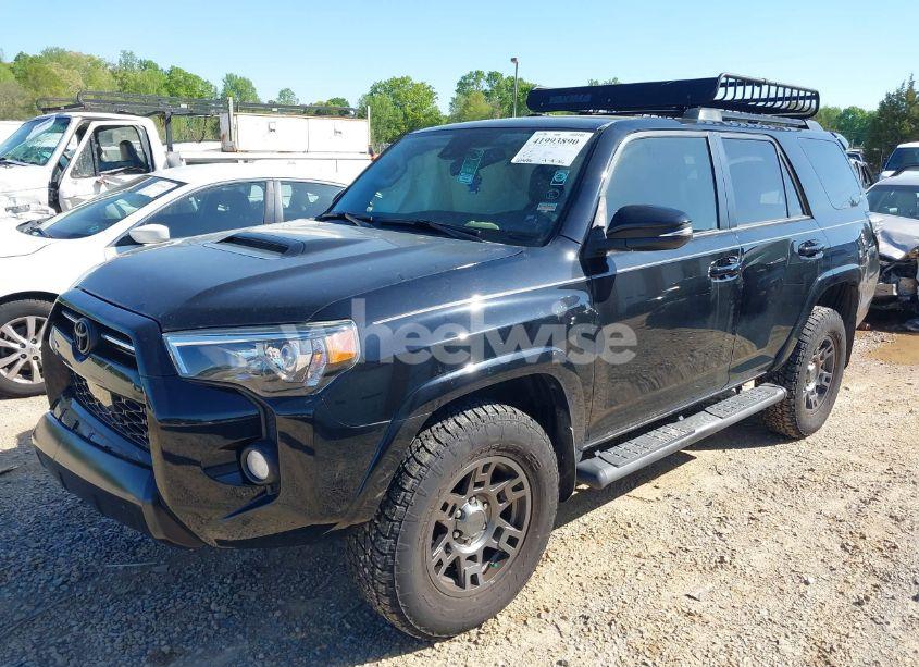 Photo 2 of 2020 Toyota 4runner VENTURE SPECIAL EDITION (VIN JTEBU5JR8L5765239)