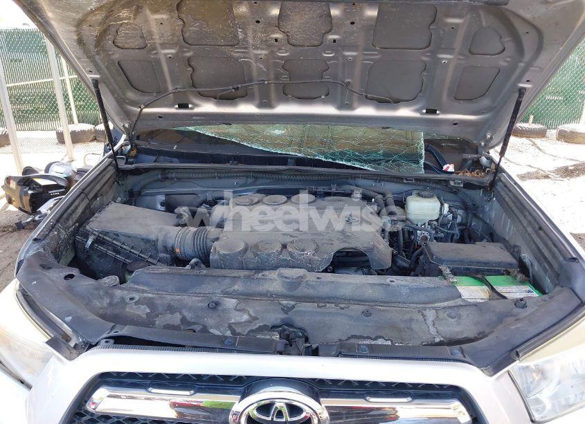 Photo 10 of 2012 Toyota 4runner SR5 (VIN JTEBU5JR9C5080912)