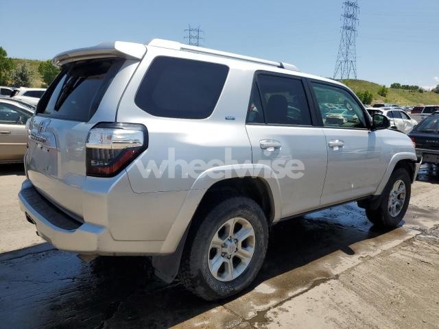 Photo 4 of 2015 TOYOTA 4RUNNER SR5/SR5 PREMIUM (VIN JTEBU5JR9F5218761)