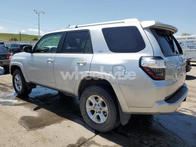 Photo 9 of 2015 TOYOTA 4RUNNER SR5/SR5 PREMIUM (VIN JTEBU5JR9F5218761)