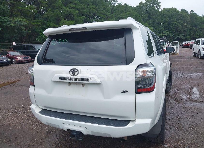 Photo 16 of 2015 Toyota 4runner SR5 PREMIUM (VIN JTEBU5JR9F5256023)
