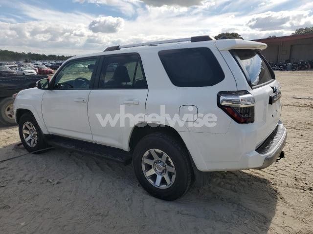 2016 TOYOTA 4RUNNER SR5/SR5 PREMIUM (VIN JTEBU5JR9G5339193) main photo