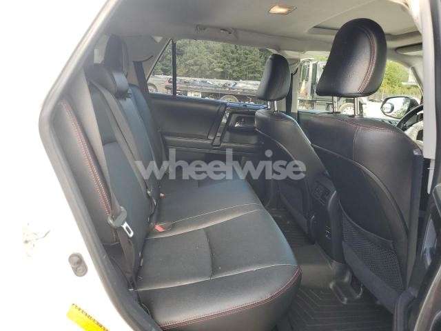 Photo 11 of 2016 TOYOTA 4RUNNER SR5/SR5 PREMIUM (VIN JTEBU5JR9G5339193)