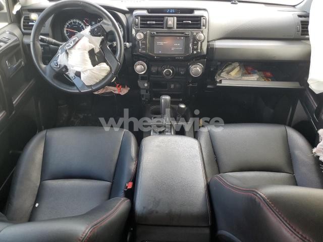 Photo 6 of 2016 TOYOTA 4RUNNER SR5/SR5 PREMIUM (VIN JTEBU5JR9G5339193)