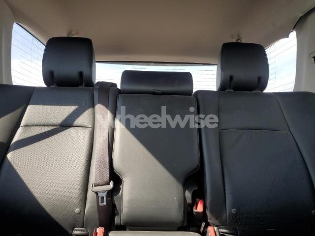 Photo 3 of 2018 TOYOTA 4RUNNER SR5/SR5 PREMIUM (VIN JTEBU5JR9J5557335)