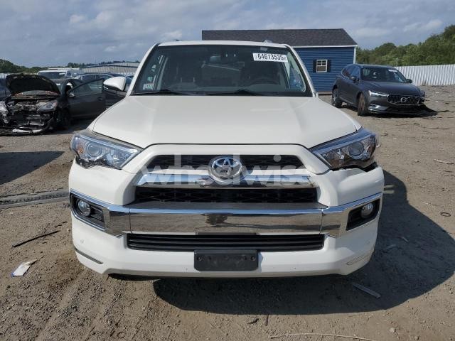 Photo 6 of 2018 TOYOTA 4RUNNER SR5/SR5 PREMIUM (VIN JTEBU5JR9J5557335)