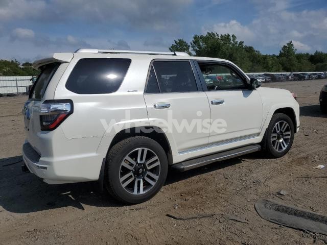 Photo 7 of 2018 TOYOTA 4RUNNER SR5/SR5 PREMIUM (VIN JTEBU5JR9J5557335)