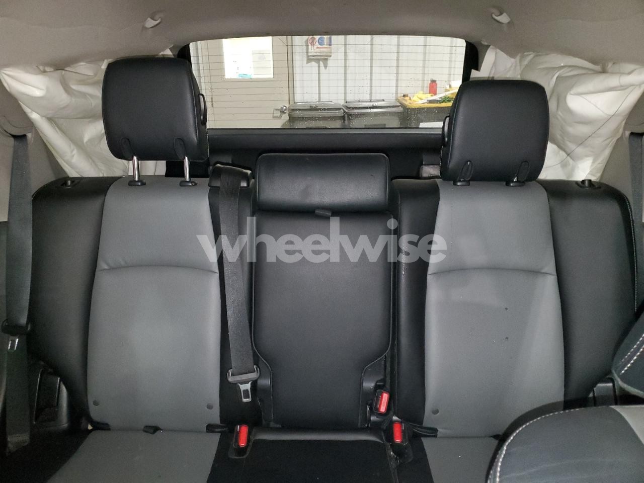 Photo 10 of 2019 TOYOTA 4RUNNER SR5/SR5 PREMIUM (VIN JTEBU5JR9K5628177)