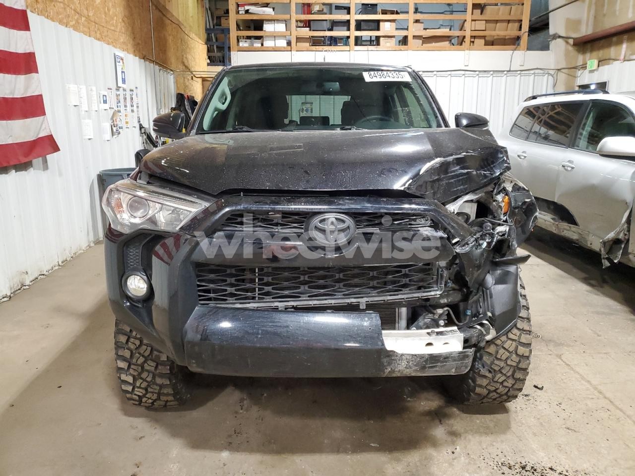 Photo 5 of 2019 TOYOTA 4RUNNER SR5/SR5 PREMIUM (VIN JTEBU5JR9K5628177)
