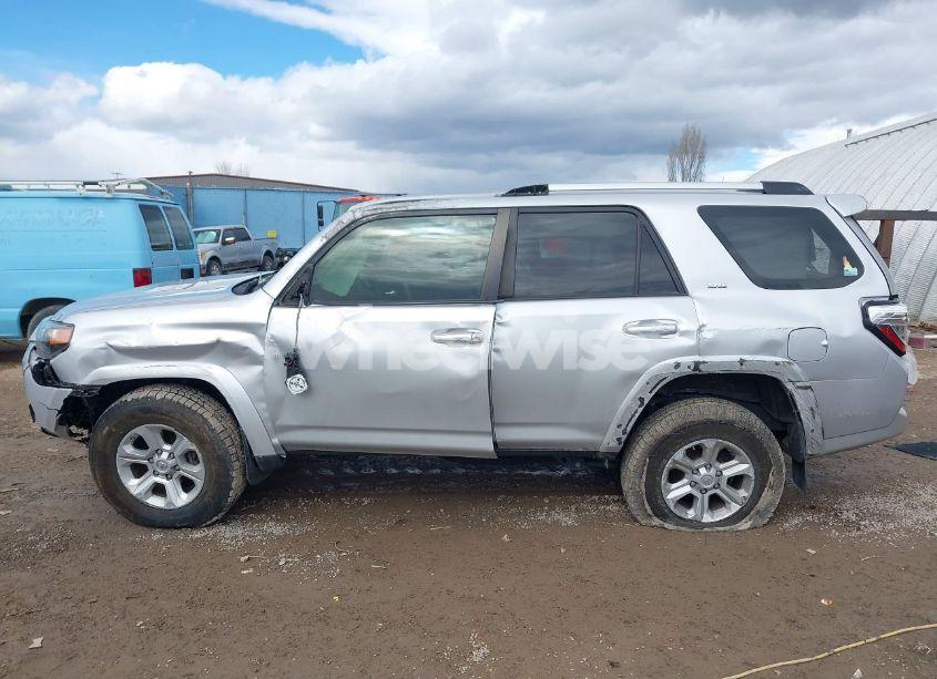 Photo 15 of 2020 Toyota 4runner SR5 (VIN JTEBU5JR9L5740625)