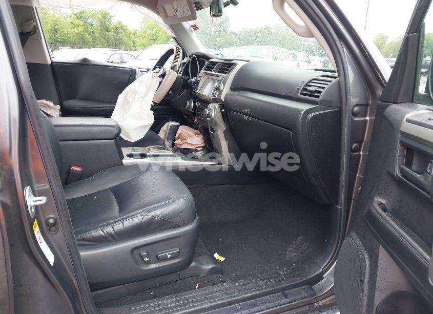 Photo 5 of 2010 Toyota 4runner LIMITED V6 (VIN JTEBU5JRXA5027259)