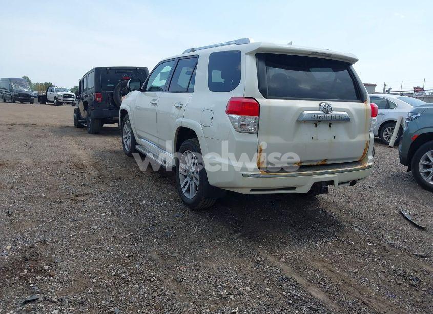 Photo 3 of 2011 Toyota 4runner SR5 V6 (VIN JTEBU5JRXB5033547)