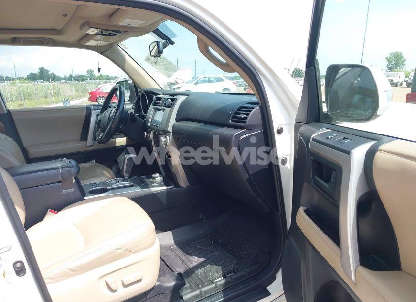 Photo 5 of 2011 Toyota 4runner SR5 V6 (VIN JTEBU5JRXB5033547)