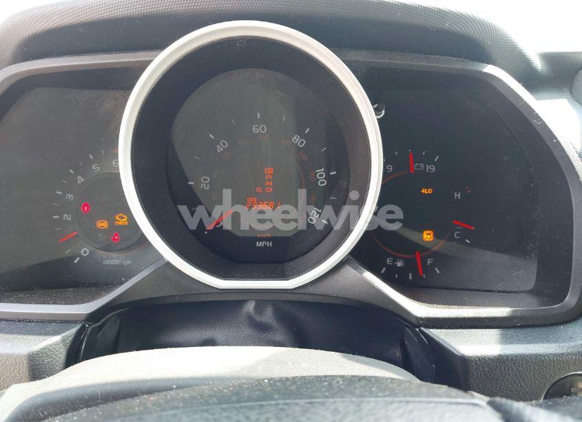 Photo 7 of 2011 Toyota 4runner SR5 V6 (VIN JTEBU5JRXB5033547)