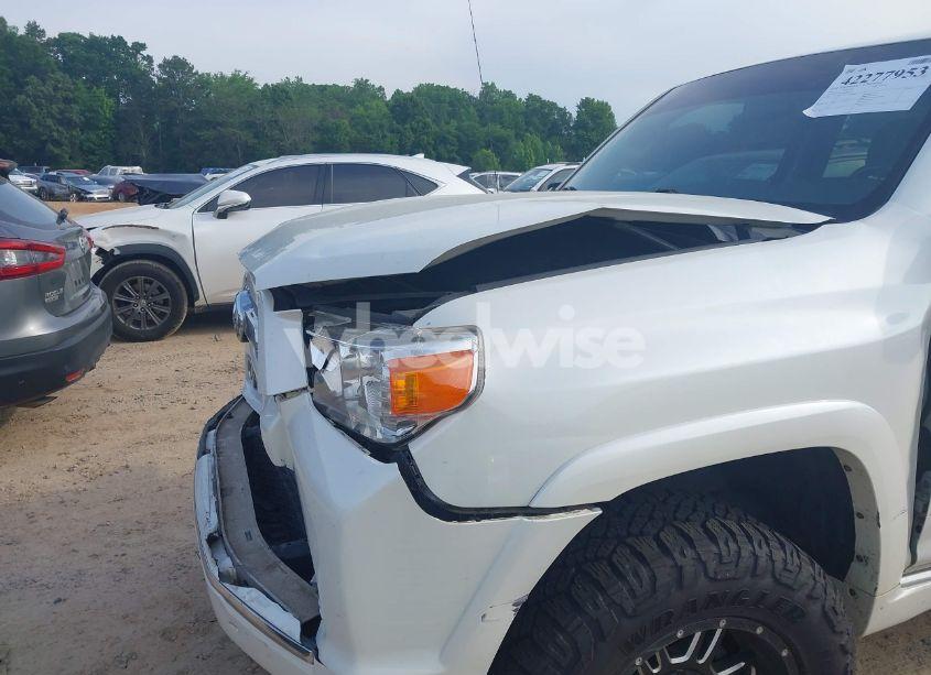 Photo 6 of 2011 Toyota 4runner SR5 V6 (VIN JTEBU5JRXB5058223)