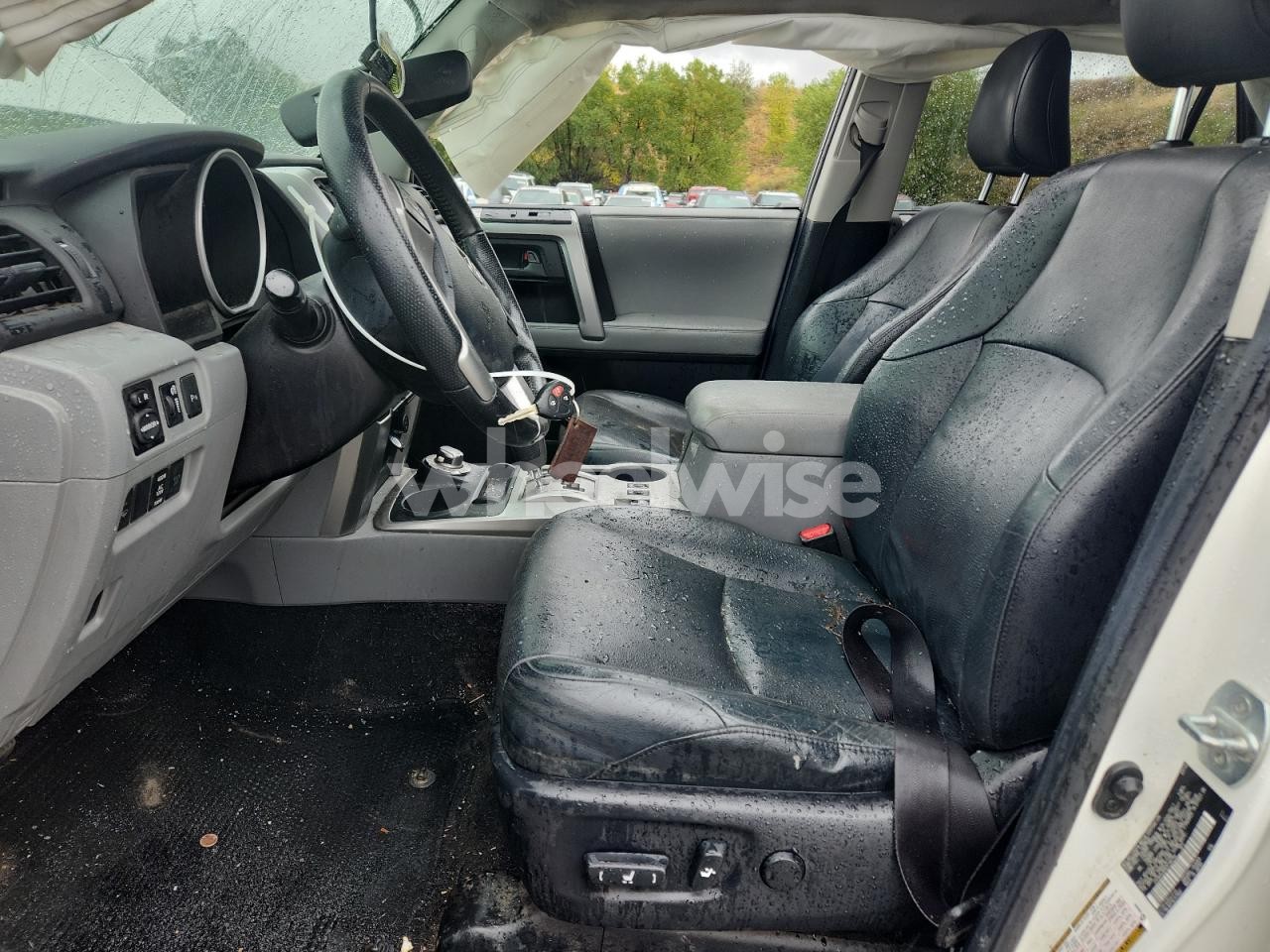 Photo 7 of 2013 TOYOTA 4RUNNER SR5 (VIN JTEBU5JRXD5146756)