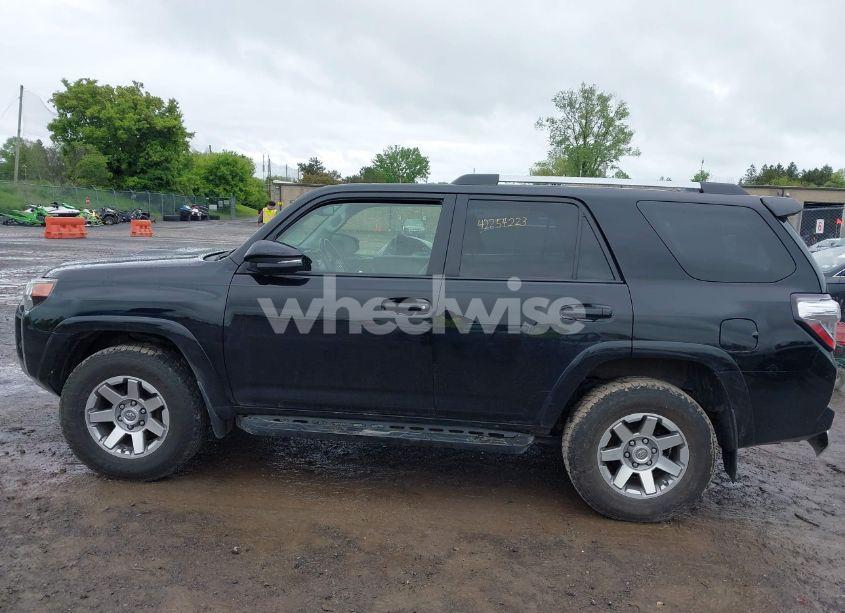 Photo 14 of 2014 Toyota 4runner TRAIL PREMIUM (VIN JTEBU5JRXE5177958)
