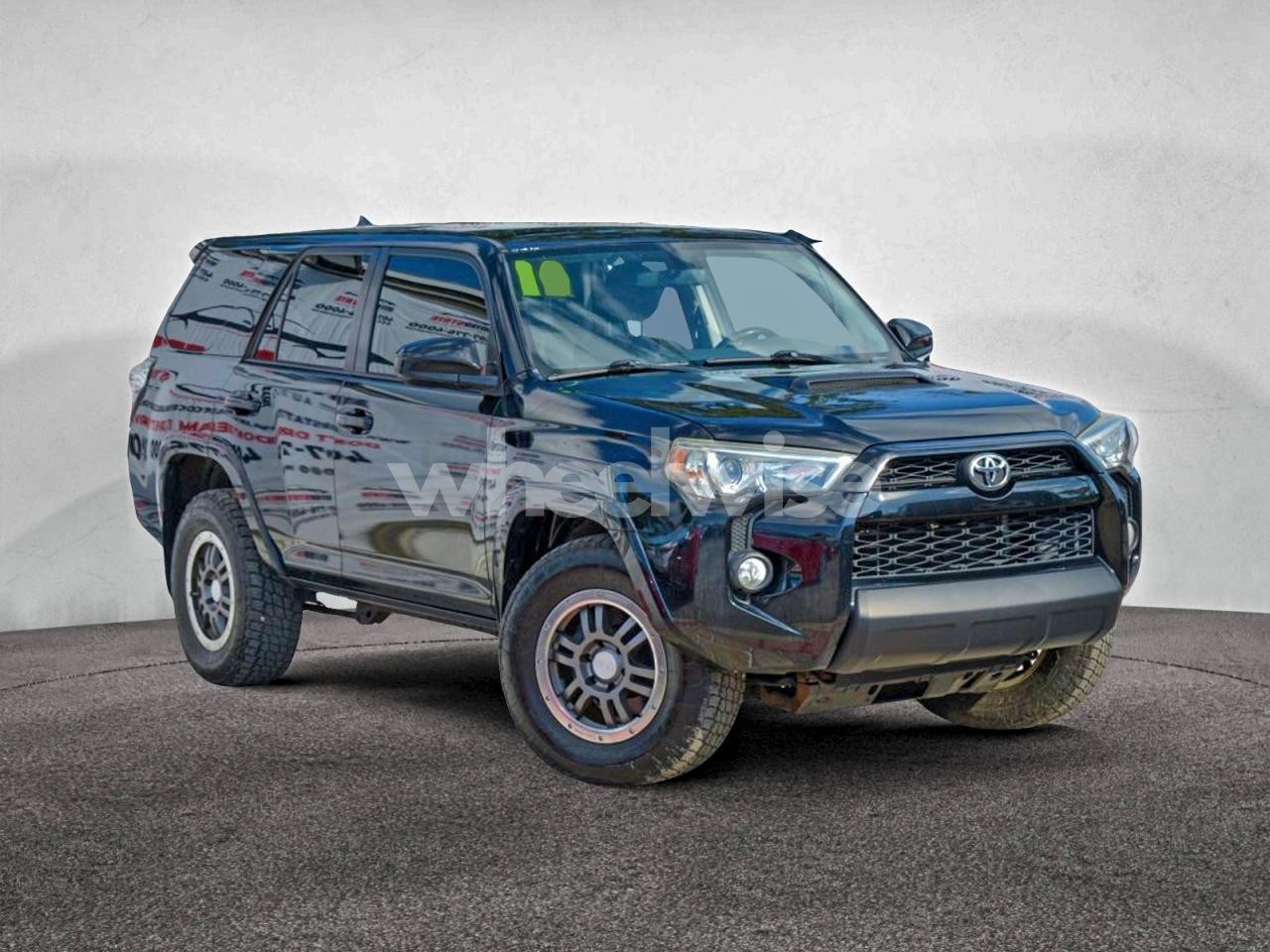 2014 TOYOTA 4RUNNER SR5 (VIN JTEBU5JRXE5194355) main photo