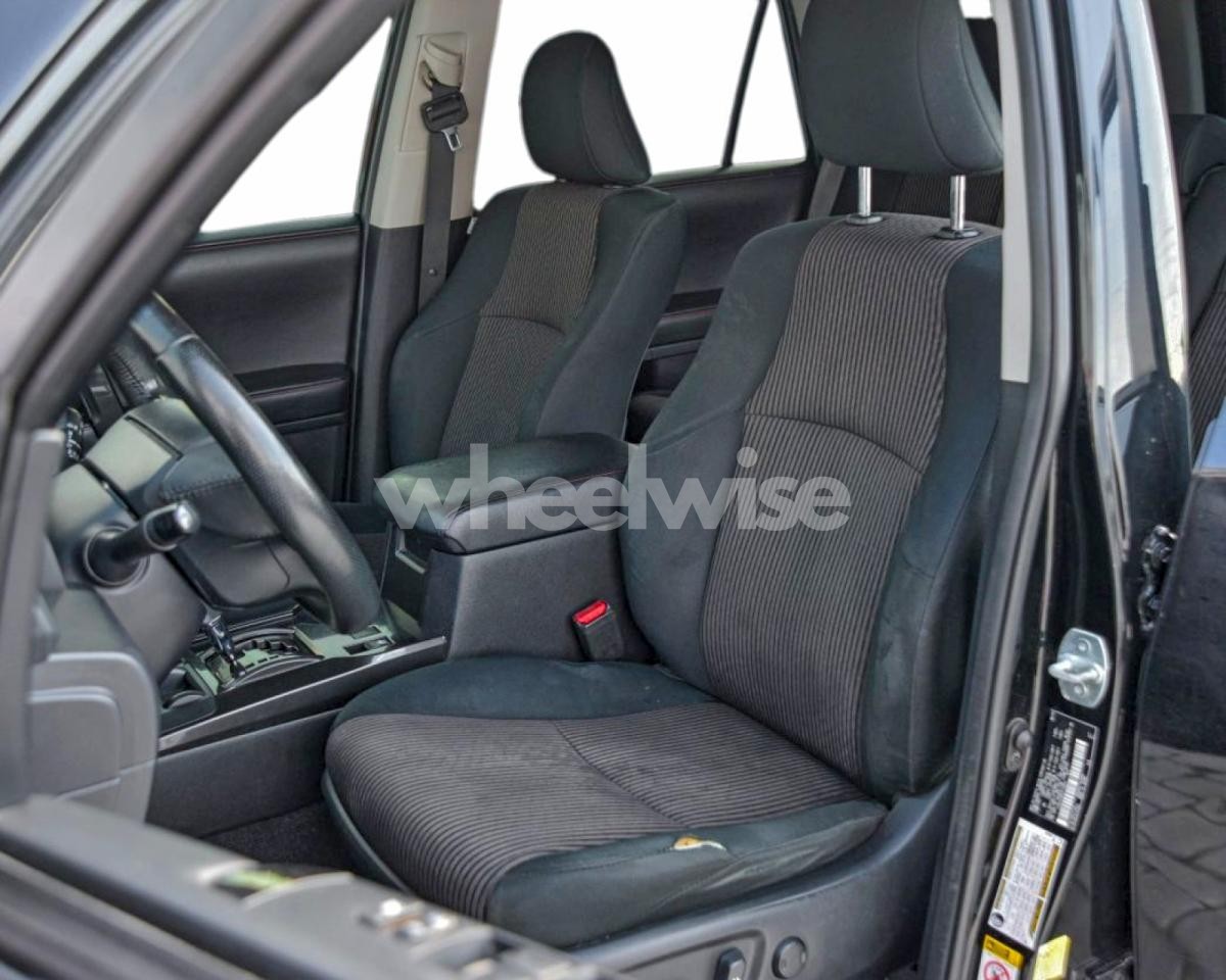 Photo 5 of 2014 TOYOTA 4RUNNER SR5 (VIN JTEBU5JRXE5194355)