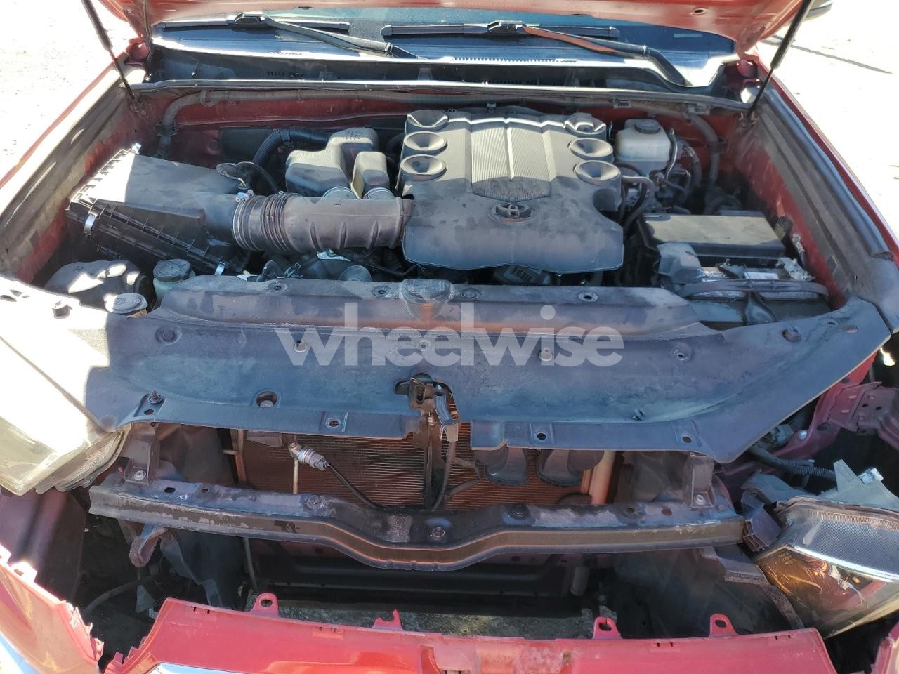 Photo 12 of 2015 TOYOTA 4RUNNER SR5/SR5 PREMIUM (VIN JTEBU5JRXF5241062)